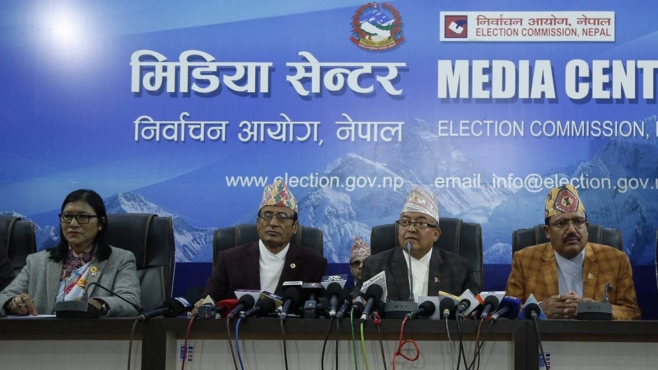 निर्वाचन आयोगले बिहीबार राष्ट्रपतिलाई मतपरिणाम प्रतिवेदन बुझाउने